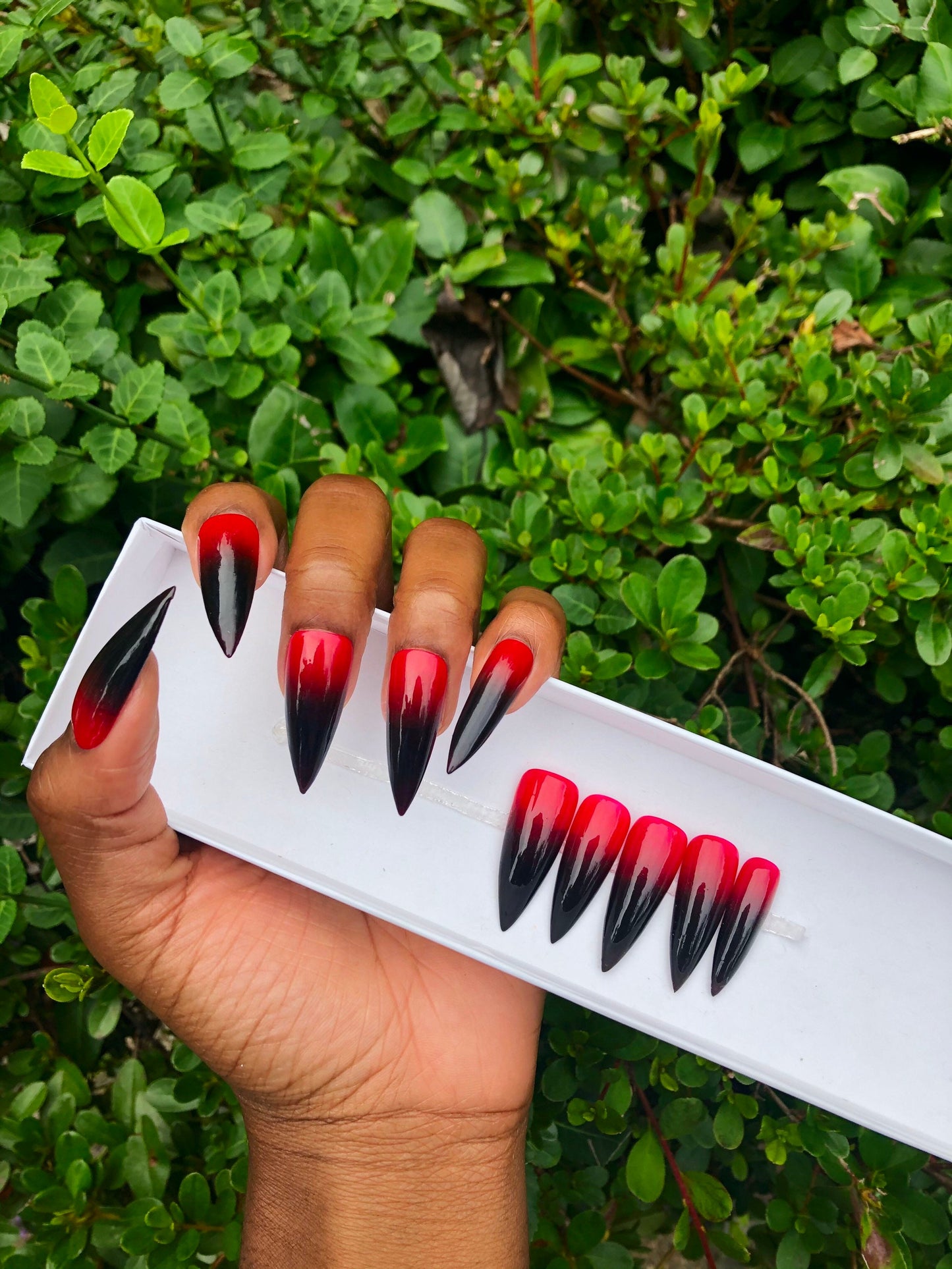 Devilish- Press-on nails