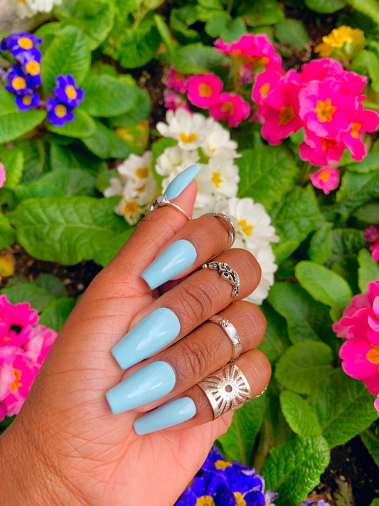 Baby Blues- press-on nails