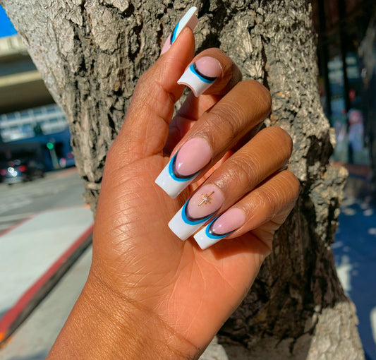 Frenchie- press on nails