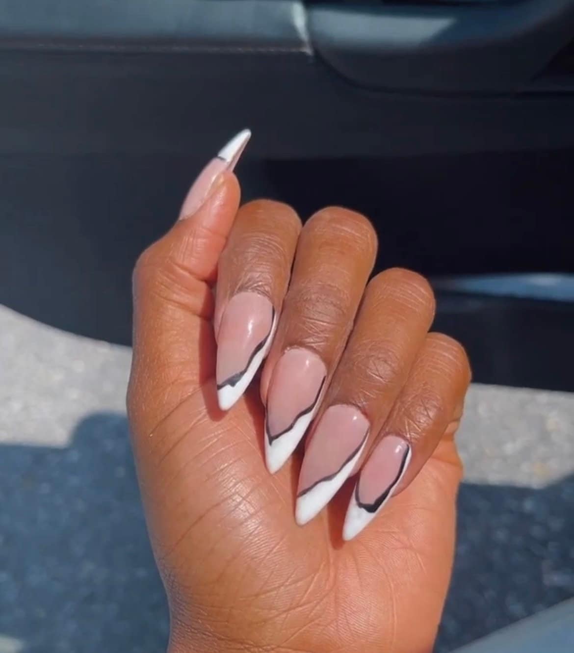 Wavy French- press on nails