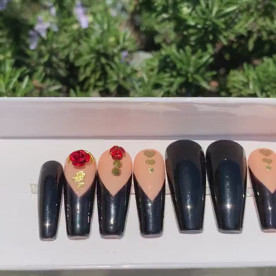 Black rose- press-on nails