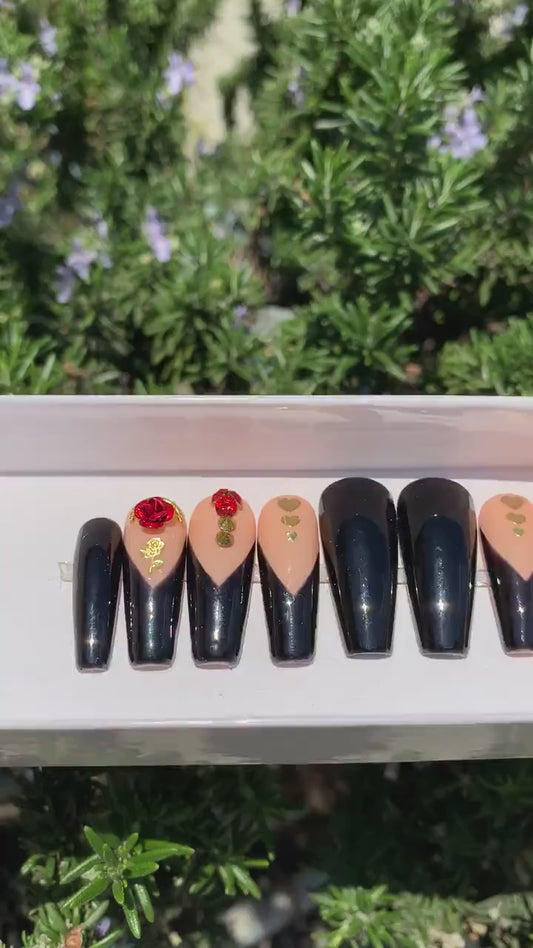 Black rose- press-on nails
